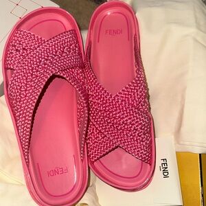 Fendi slides (authentic) great condition